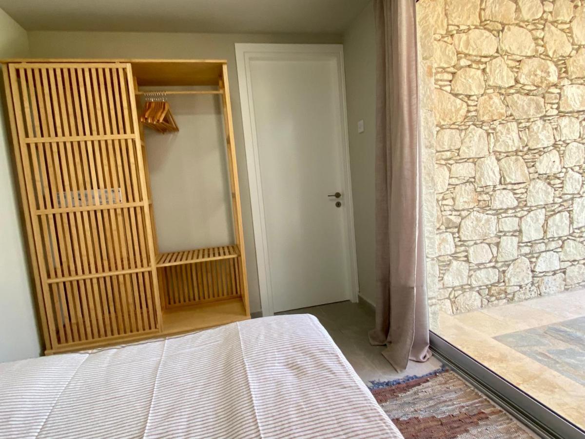 Ammos Luxury Suits And Residences Peyia Exterior foto